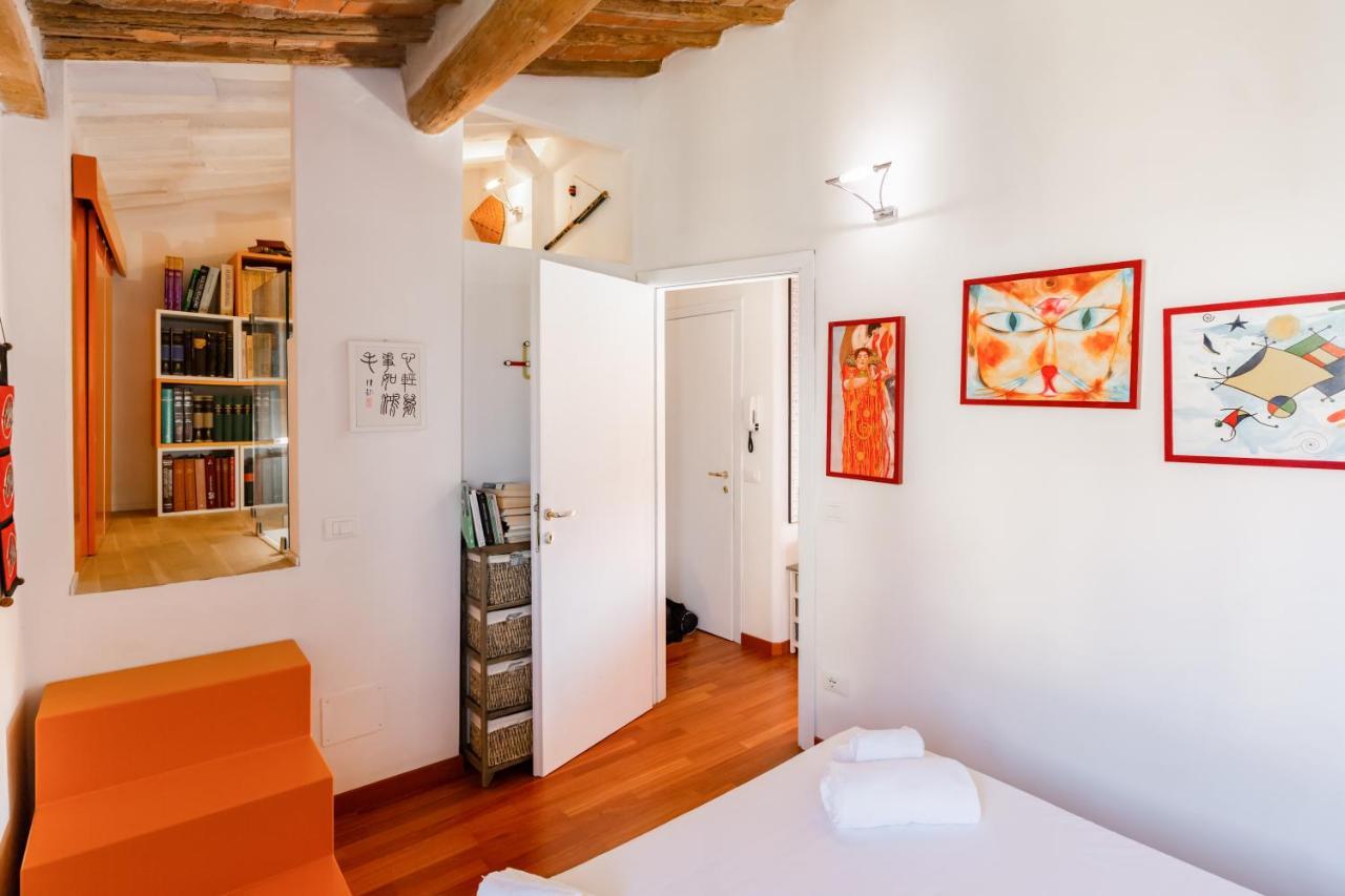 Piazza Dei Cavalieri Orange Attic Apartment Пиза Экстерьер фото